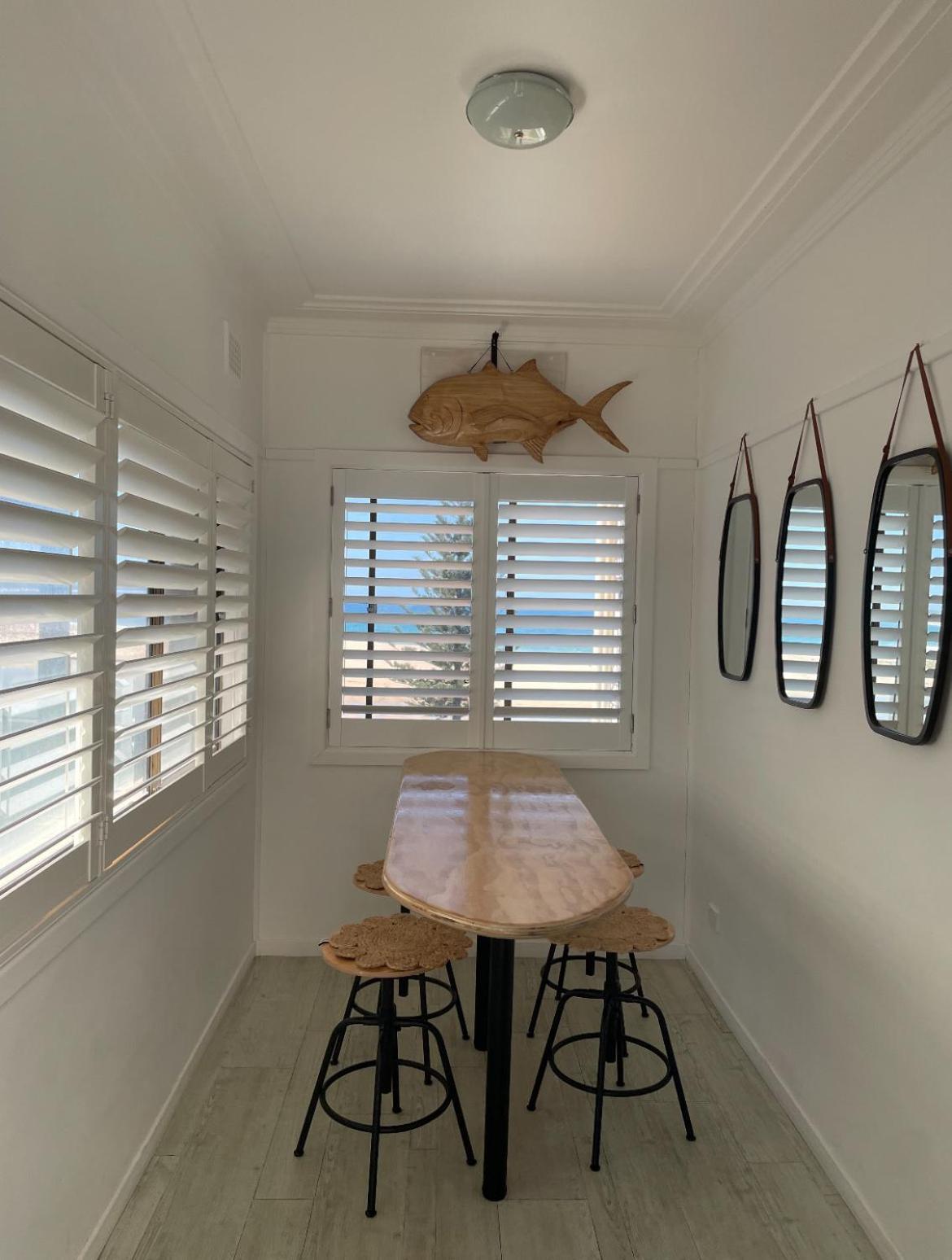 דה אינטרנס The Fisherman'S Shack מראה חיצוני תמונה